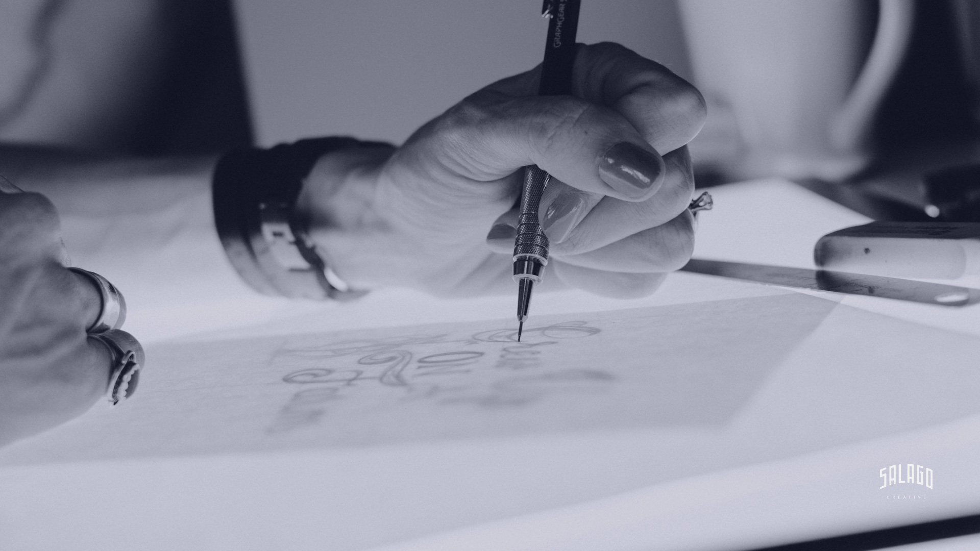 historia del logotipo